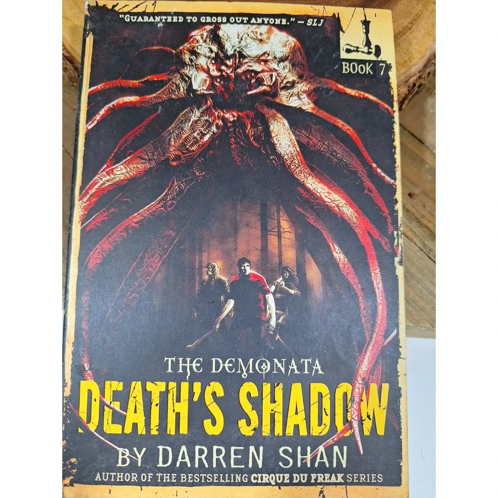 Lot‎ of 21 Darren Shan Books - Many of the Cirque Du Freak Series